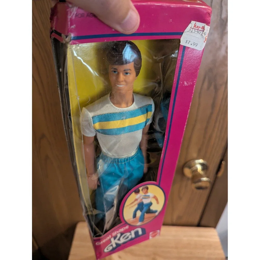 NIB Vintage 1983 Mattel Great Shape Ken Doll 7318 Workout Clothes Bag Collect